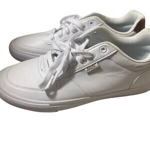 Bass Sneakers
